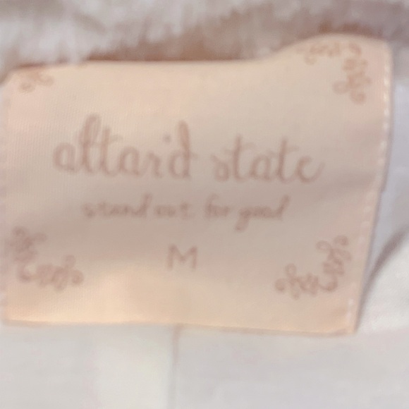 Altar’d State Ivory Waterfall Faux Fur Vest - Picture 2 of 9